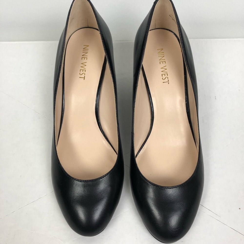 NEW Nine West Black Wispy Round Toe Wedge Heels 6M - Picture 2 of 7